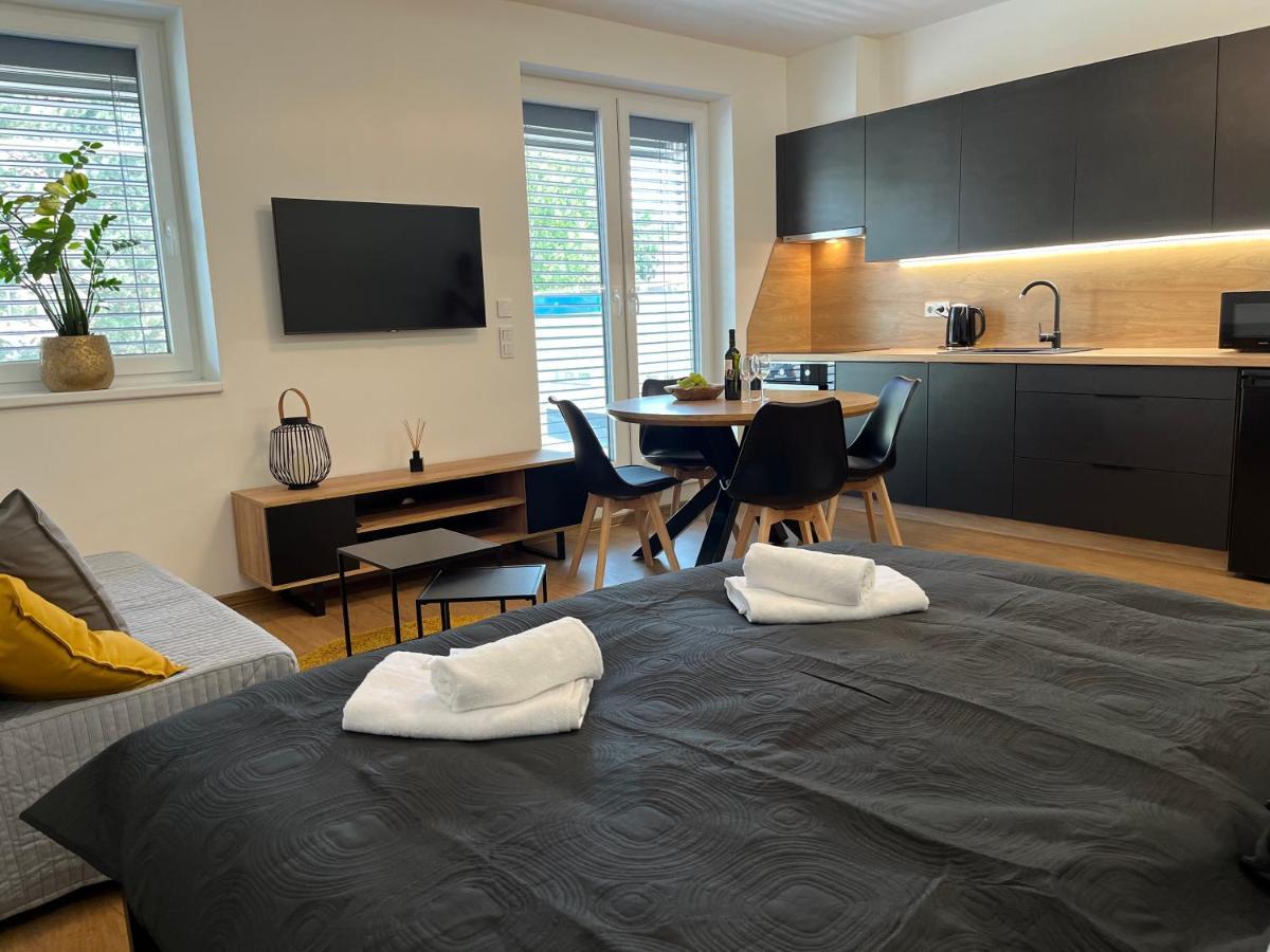 Apartmany Kyjov กิโยฟ ภายนอก รูปภาพ