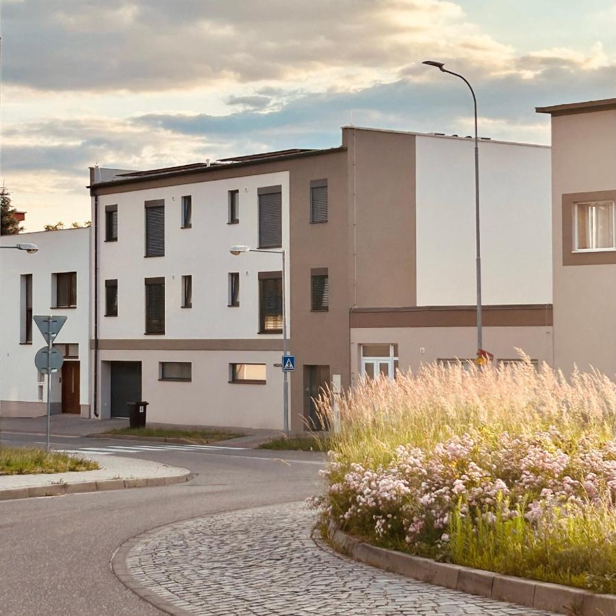 Apartmany Kyjov กิโยฟ ภายนอก รูปภาพ